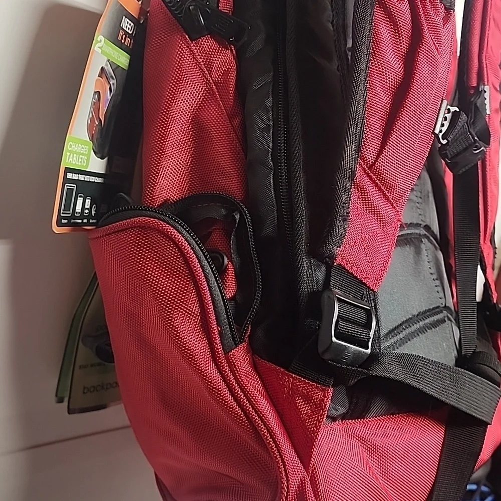 FUL Powerbag Red Backpack with Black Accents NWT Great Gift Need Power?
